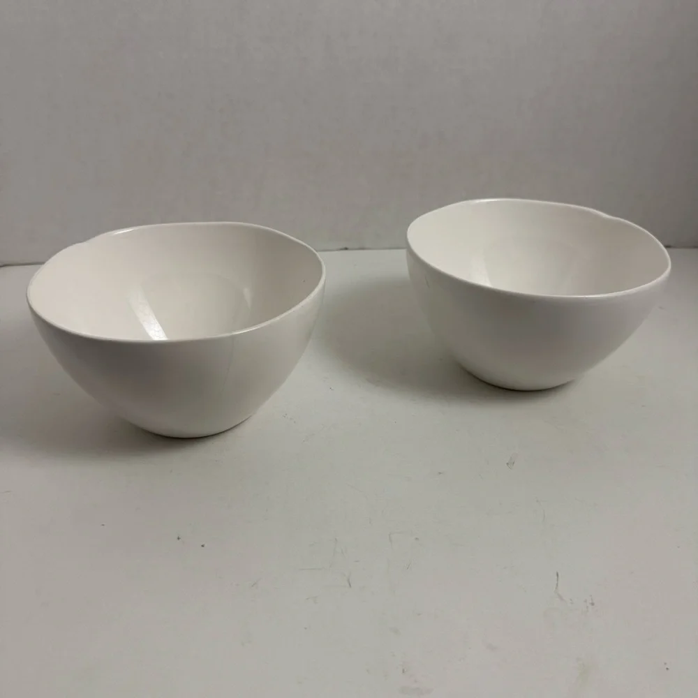 Crate&Barrel White bowl Set Modern Minimalist Design